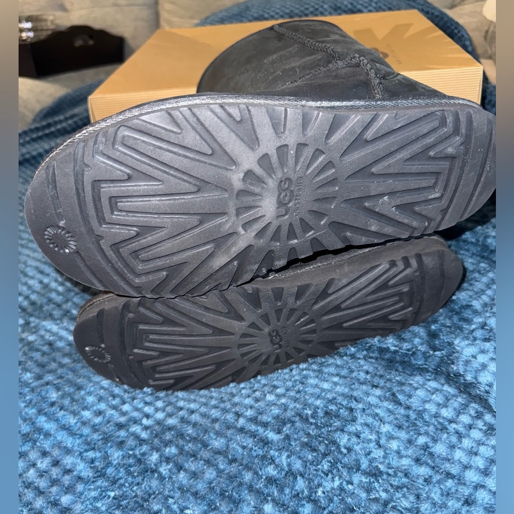 Authentic Ugg Australia Boots - image 4